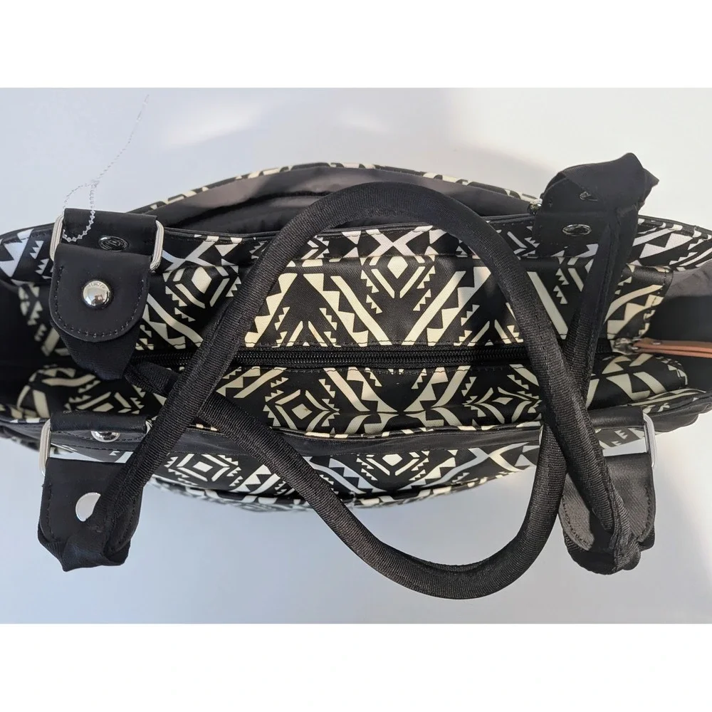 Petunia Pickle Bottom Downtown Tote Diaper Bag Black Cream Geometric Tribal